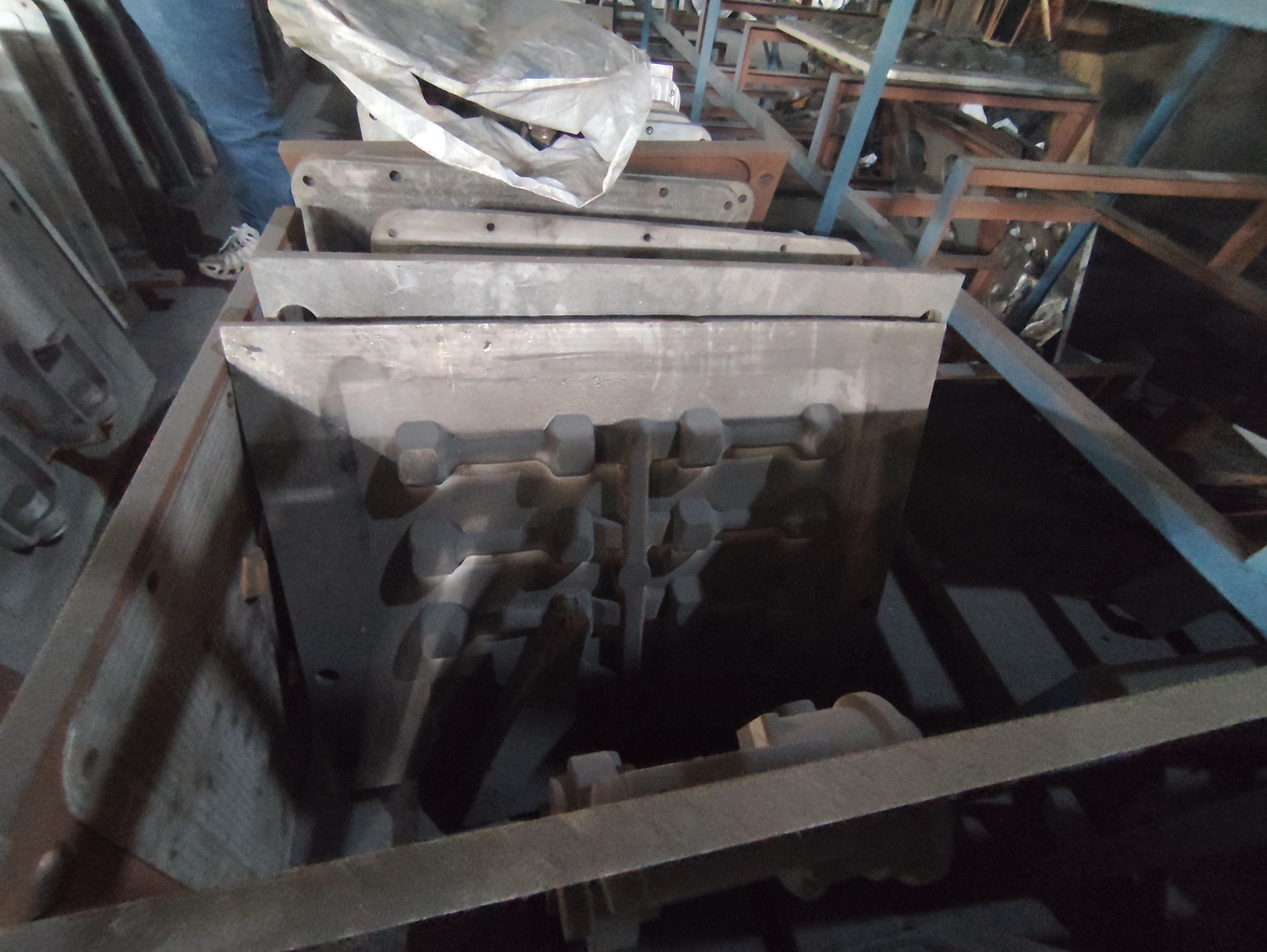 Casting mold 2.jpg